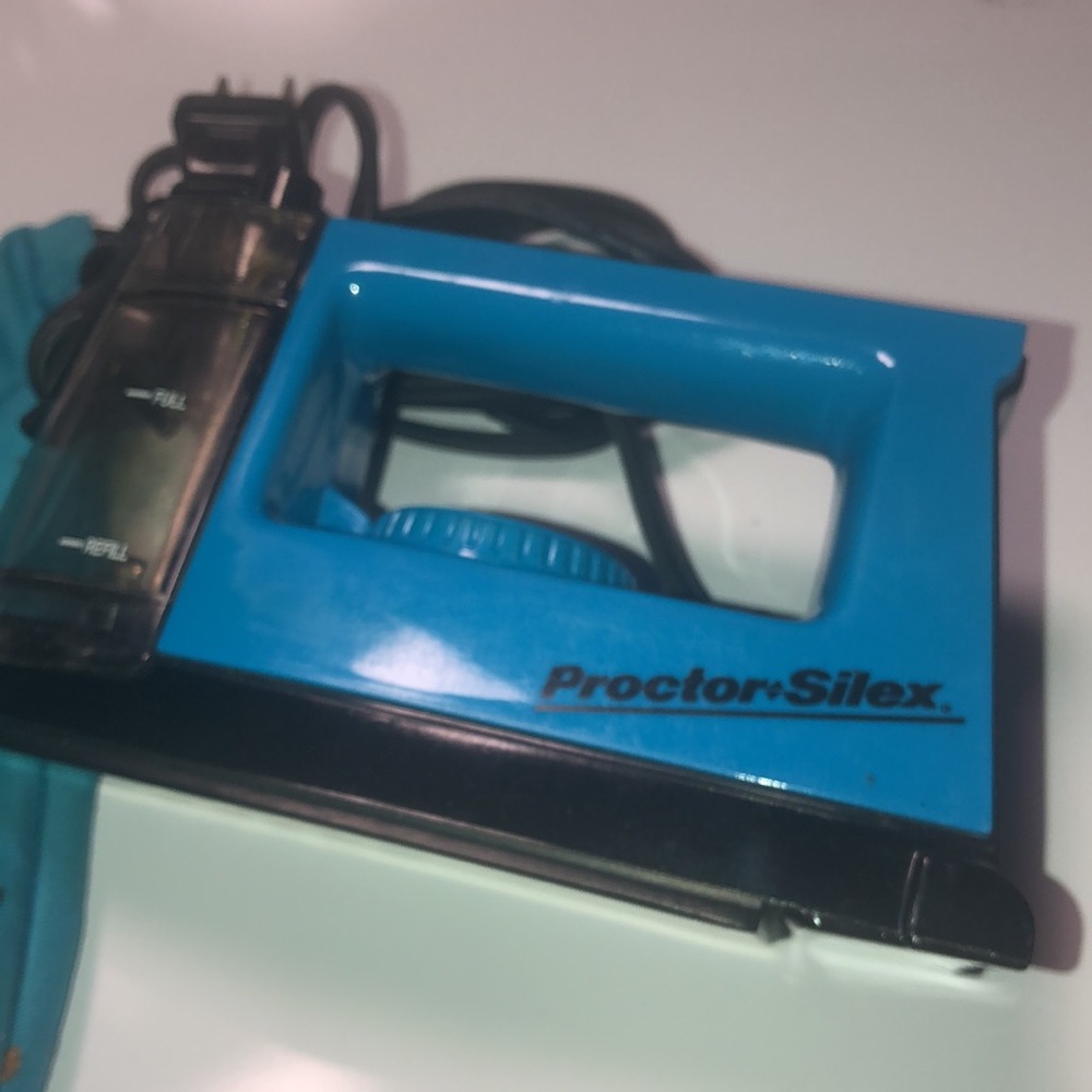 Vintage Proctor Silex Travel Steam Iron